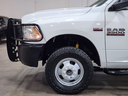 Used 2018 RAM 3500 Tradesman AWD/4WD image 5