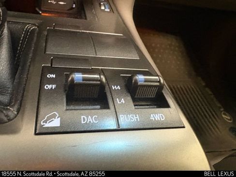 Used 2017 Lexus GX 460 Premium w/ Premium Package AWD/4WD image 30