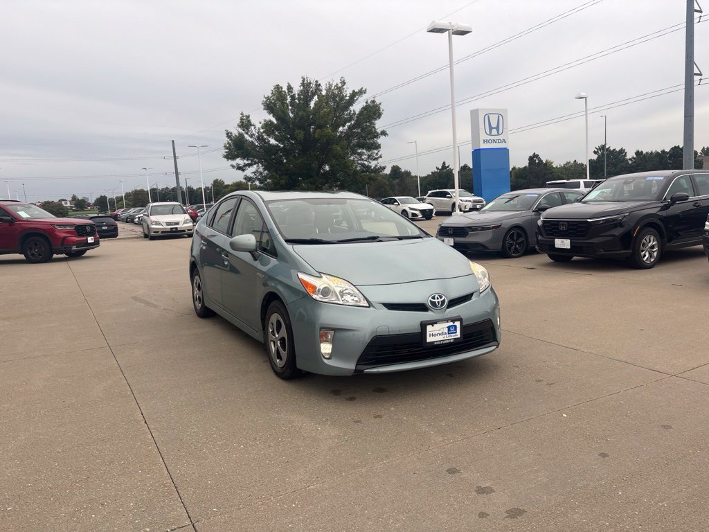 Used 2014 Toyota Prius Three FWD image 3