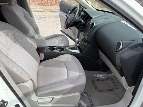 Used 2013 Nissan Rogue SV w/ Premium Pkg FWD image 35