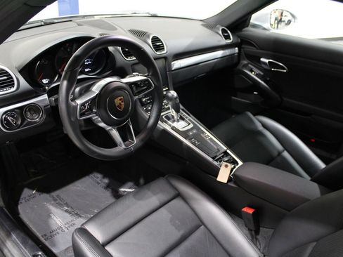 Used 2018 Porsche 718 Cayman image 23