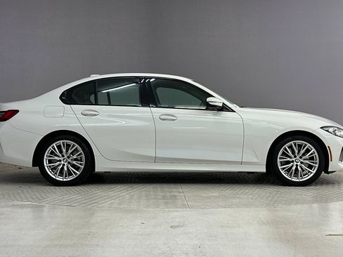 Certified 2023 BMW 330i Sedan w/ Convenience Package image 7