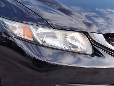 Used 2015 Honda Civic EX image 14