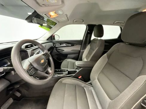Used 2022 Chevrolet TrailBlazer LT AWD/4WD image 18