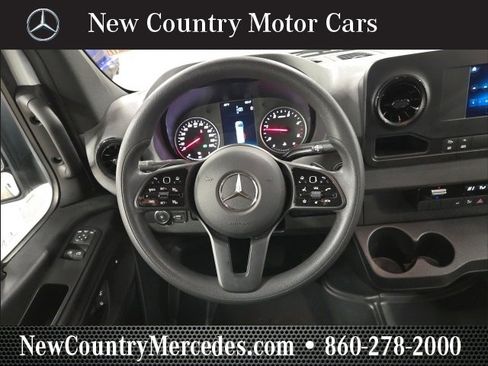 Used 2024 Mercedes-Benz Sprinter 2500 image 15
