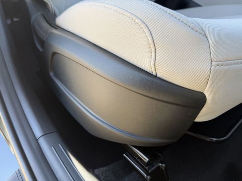 New 2026 Hyundai Tucson SE image 26