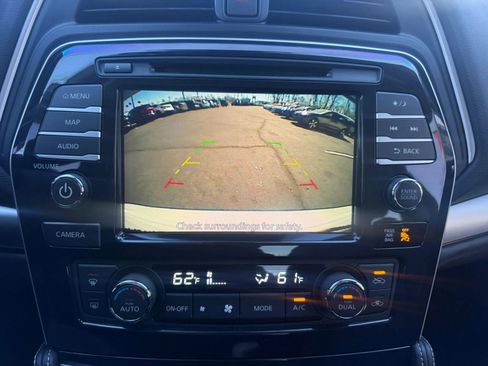 Used 2023 Nissan Maxima SV w/ Floor Mat Group FWD image 22