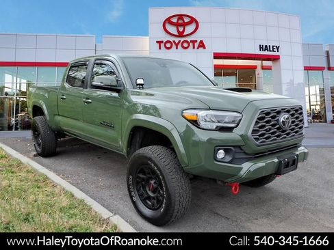 Used 2021 Toyota Tacoma TRD Sport w/ Technology Package image 1