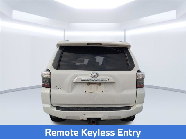 Used 2018 Toyota 4Runner SR5 Premium RWD image 4