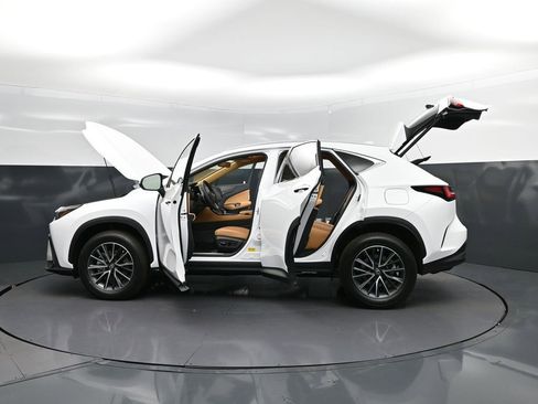 New 2026 Lexus NX 350 AWD image 46