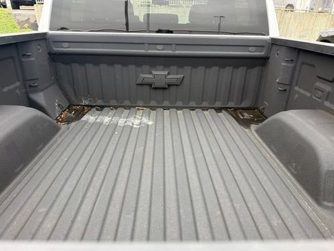 Used 2022 Chevrolet Silverado 1500 Custom RWD image 7