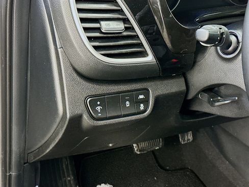 Used 2023 Kia Seltos EX image 17