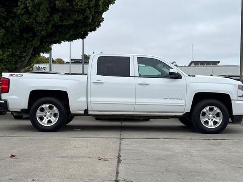 Used 2018 Chevrolet Silverado 1500 LT w/ All Star Edition AWD/4WD image 4
