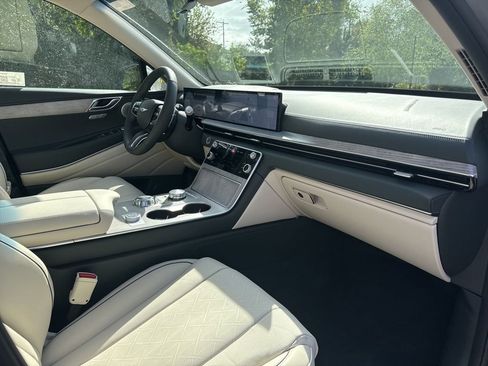 New 2026 Genesis GV80 3.5T Advanced image 38