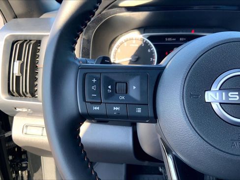Used 2025 Nissan Pathfinder Rock Creek AWD/4WD image 24