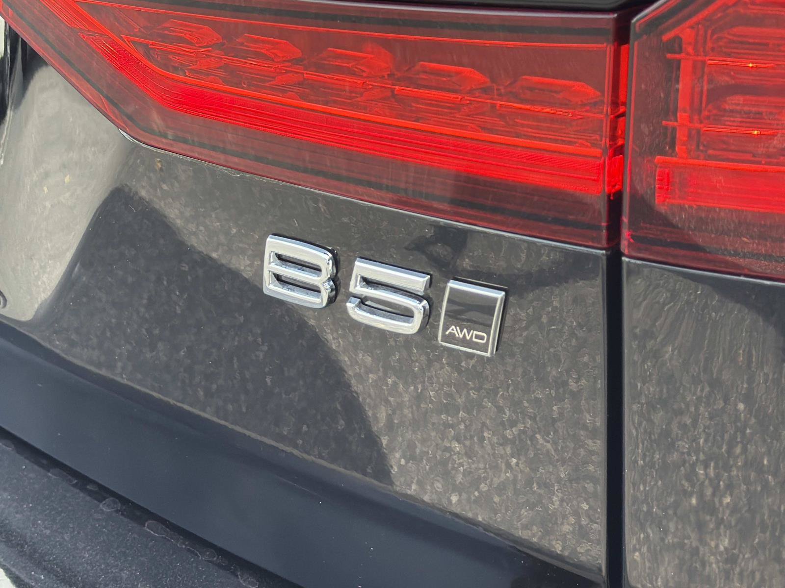 Certified 2025 Volvo V60 B5 Cross Country Plus AWD/4WD image 28