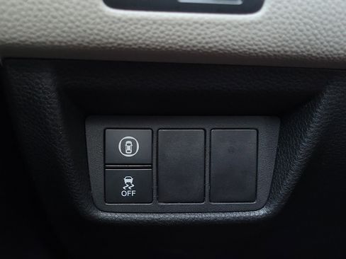 Used 2019 Honda Accord LX image 25