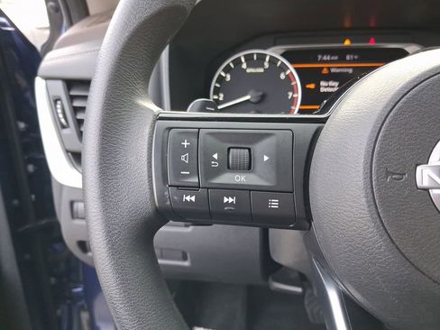 Certified 2023 Nissan Rogue SV FWD image 19