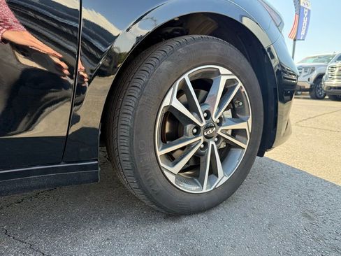 Used 2024 Kia Forte LXS w/ LXS Technology Package image 29