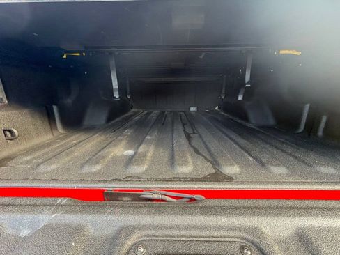Used 2021 Jeep Gladiator Mojave AWD/4WD image 5