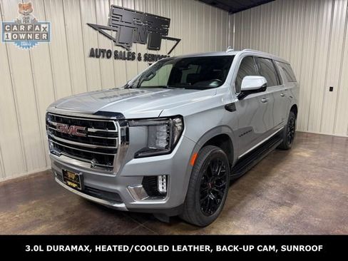 Used 2023 GMC Yukon XL SLT w/ SLT Premium Package AWD/4WD image 1