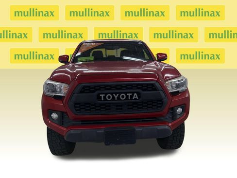 Used 2016 Toyota Tacoma TRD Off-Road w/ Towing Package AWD/4WD image 13