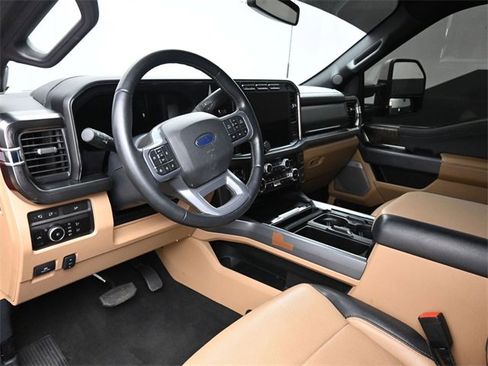 Used 2024 Ford F250 Lariat w/ Chrome Package image 12