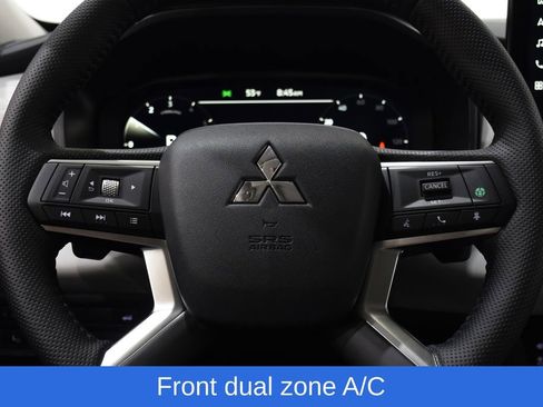 New 2025 Mitsubishi Outlander AWD image 10