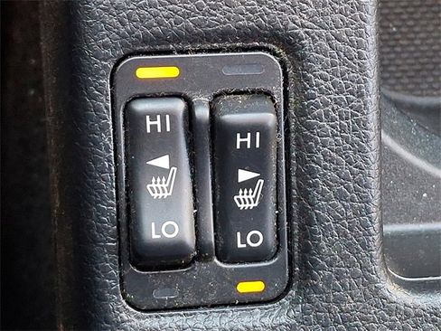 Used 2017 Subaru Crosstrek 2.0i Premium w/ Moonroof Package image 25