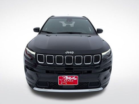 Used 2023 Jeep Compass Limited w/ Elite Group AWD/4WD image 2