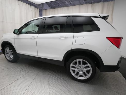 Used 2025 Honda Passport EX-L image 34