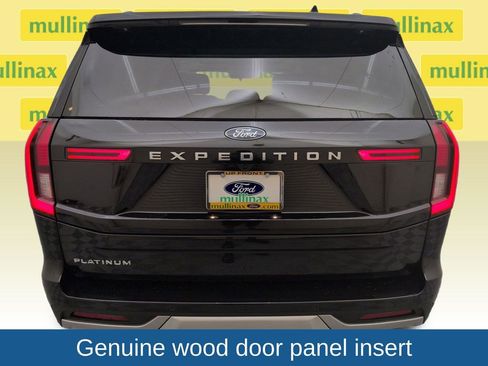 Certified 2025 Ford Expedition Platinum AWD/4WD image 31
