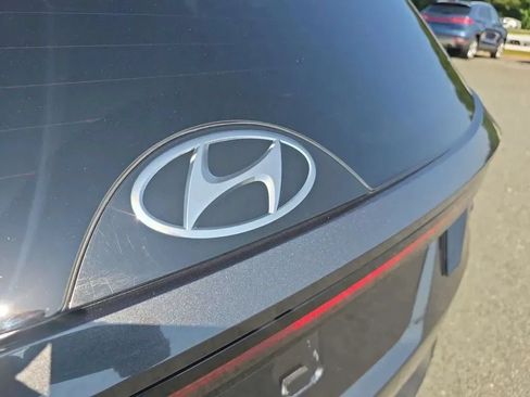 Used 2023 Hyundai Tucson SEL FWD image 10