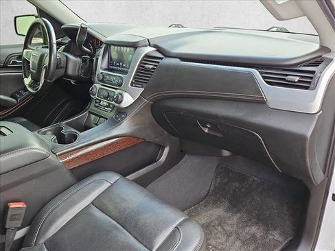 Used 2019 GMC Yukon XL SLT w/ Open Road Package image 19