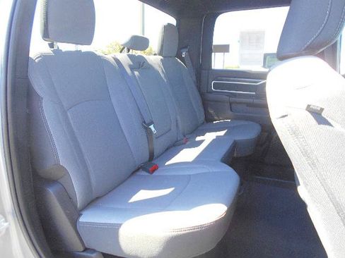Used 2024 RAM 2500 Big Horn AWD/4WD image 13