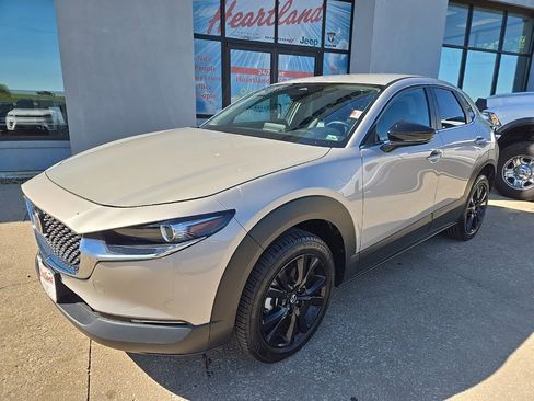 Used 2024 MAZDA CX-30 AWD 2.5 S w/ Select Sport Pkg image 2