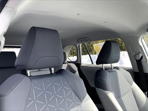 Used 2024 Toyota RAV4 XLE image 22