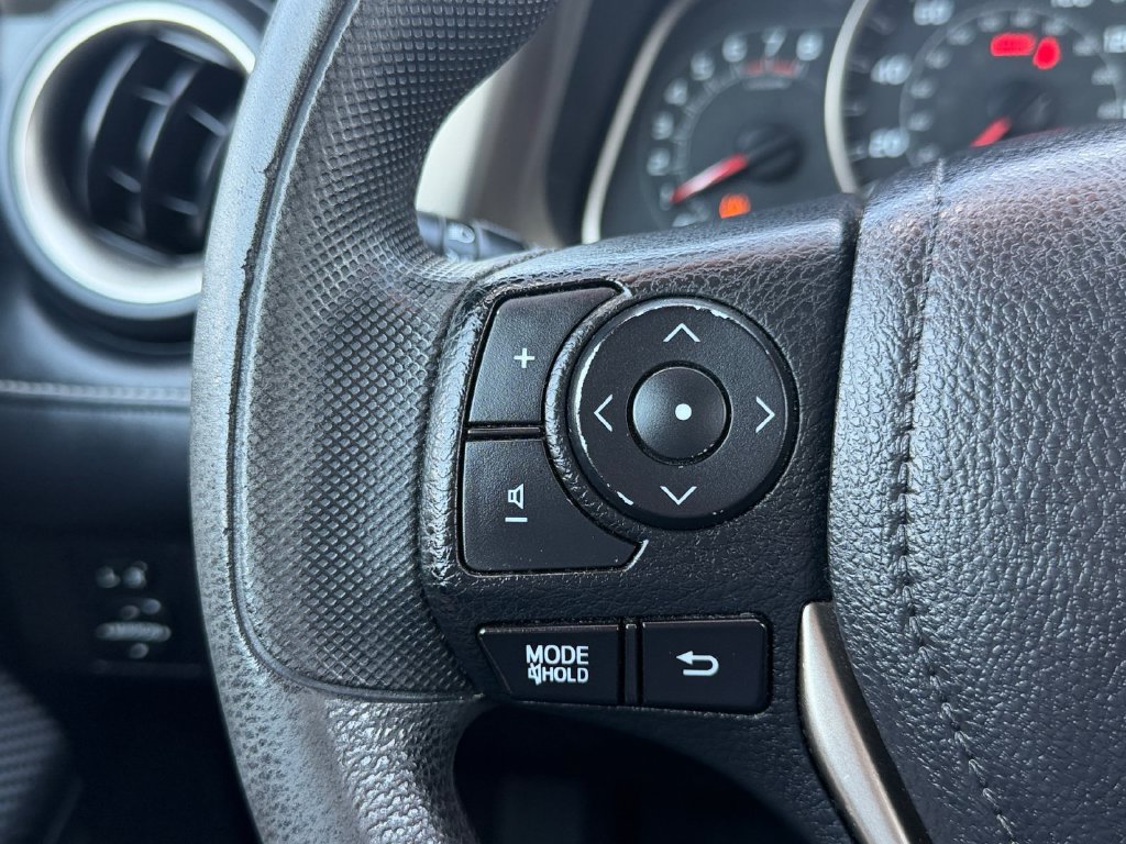 Used 2015 Toyota RAV4 XLE FWD image 22