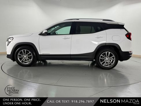 Used 2022 GMC Terrain SLT FWD image 6