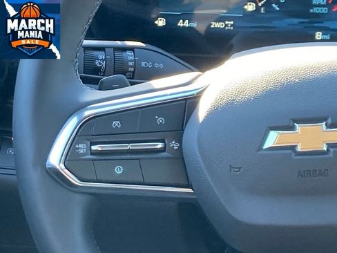 New 2026 Chevrolet Equinox LT image 14