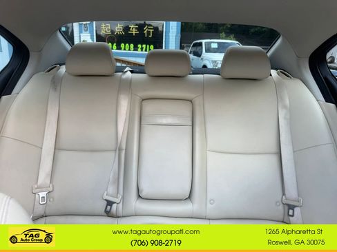 Used 2015 INFINITI Q50 Premium w/ Navigation Package RWD image 18