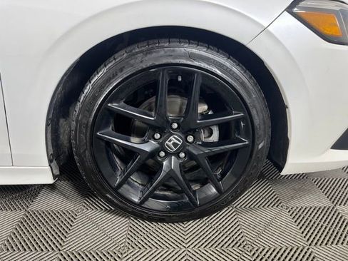 Used 2023 Honda Civic Sport image 9