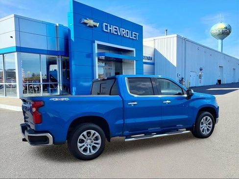 Used 2022 Chevrolet Silverado 1500 LTZ w/ Technology Package image 3