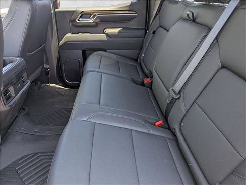 New 2026 Chevrolet Silverado 1500 RST w/ Z71 Off-Road Package AWD/4WD image 15
