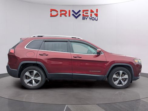 Used 2020 Jeep Cherokee Limited image 6