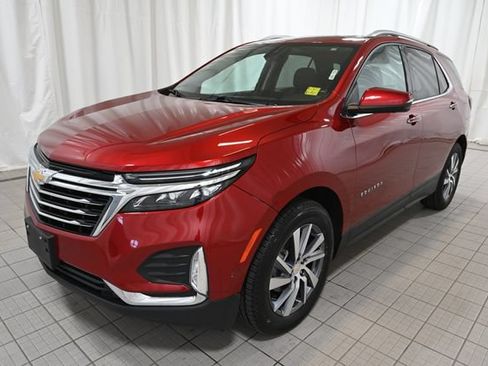 Used 2022 Chevrolet Equinox Premier AWD/4WD image 17