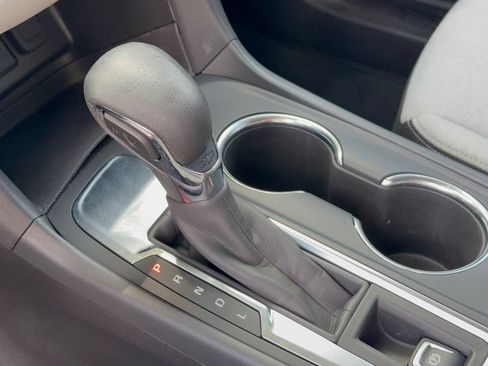 Certified 2024 Chevrolet Equinox LS w/ LS Convenience Package FWD image 21