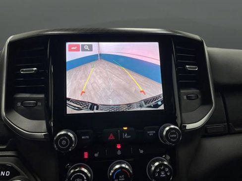 New 2026 RAM 1500 4x4 Crew Cab image 9