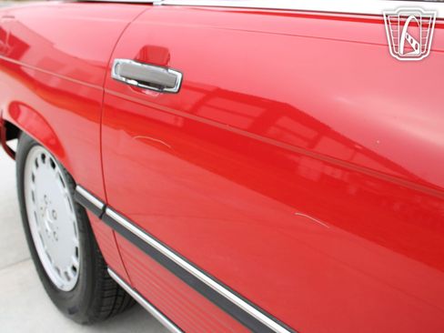 Used 1988 Mercedes-Benz 560 SL image 9