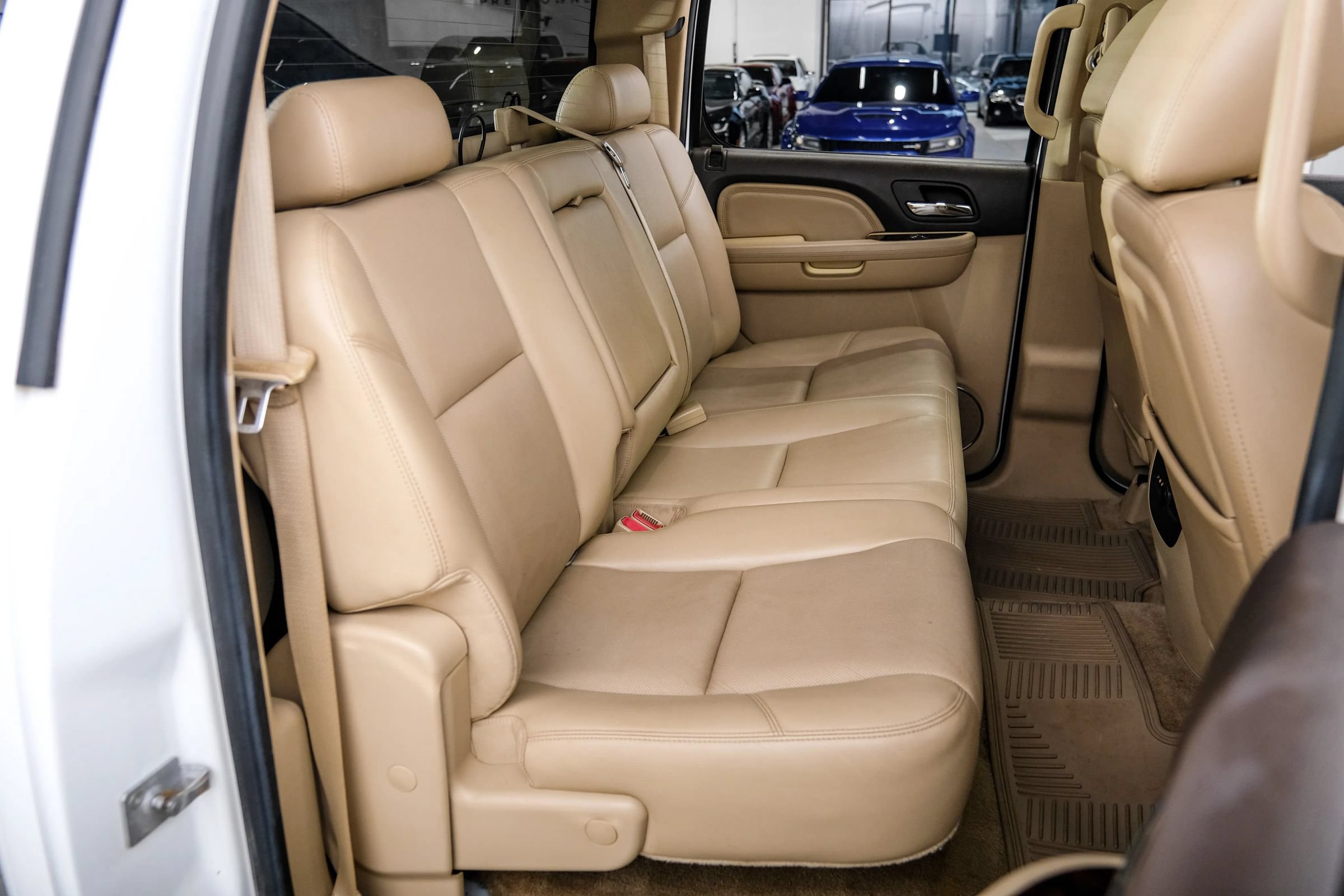 Used 2012 GMC Sierra 3500 Denali AWD/4WD image 43
